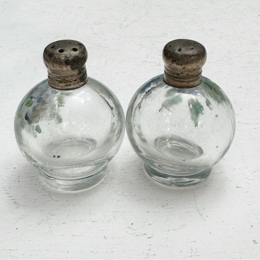 Vintage Depression Glass Salt Pepper Shaker Set with Stands Hand Painted Flowers - Picture 3 of 9